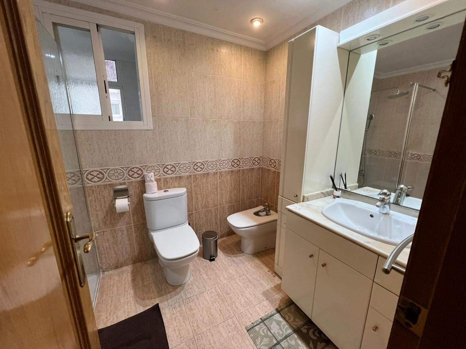 Moderno Y Acogedor Apartamento Para 6 Personas Valencia Exterior foto